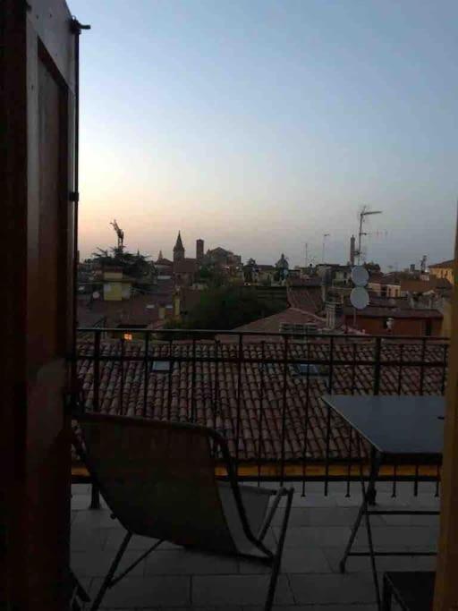 Romantic Attic Room With Panoramic View بولونيا المظهر الخارجي الصورة